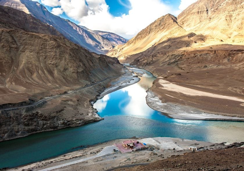 Leh-to-Ladakh-Car-Trip-with-Umlingla-Pass-1